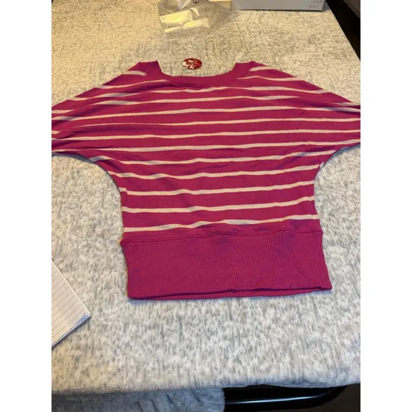 Poor women's size smallPink White‎ Striped Dolman Sleeve Sweater NWT - Image 4