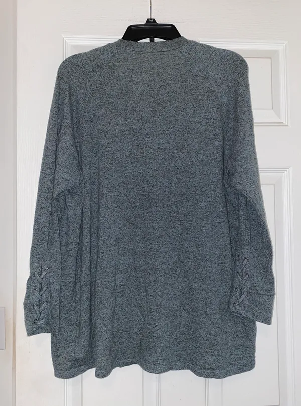 American Eagle Cardigan - Image 2