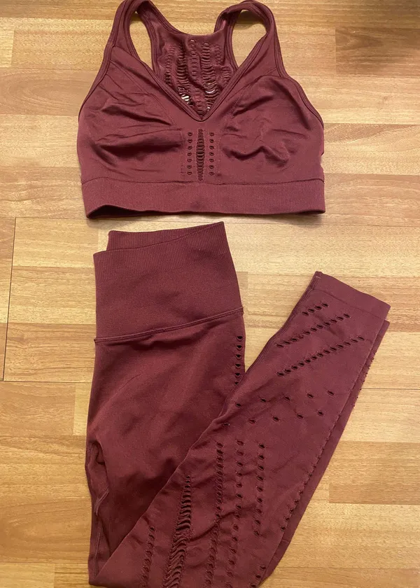 Victorias Secret Workout Set - Image 3