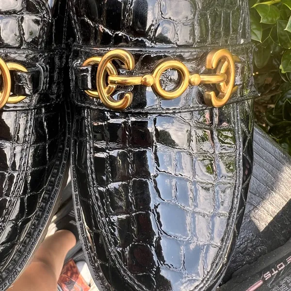 Circus by Sam Edelman Deana Black Croc Patent Loafer. - Image 6