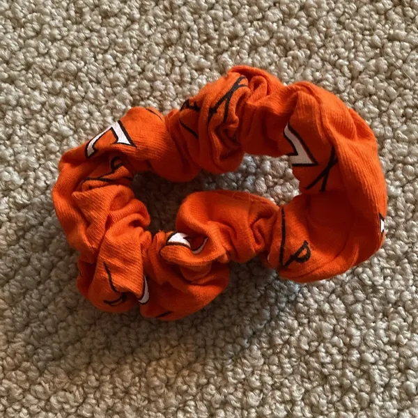 University of Virginia Large Scrunchie Orange Wahoo UVA Hair Tie EUC Clean - Image 6