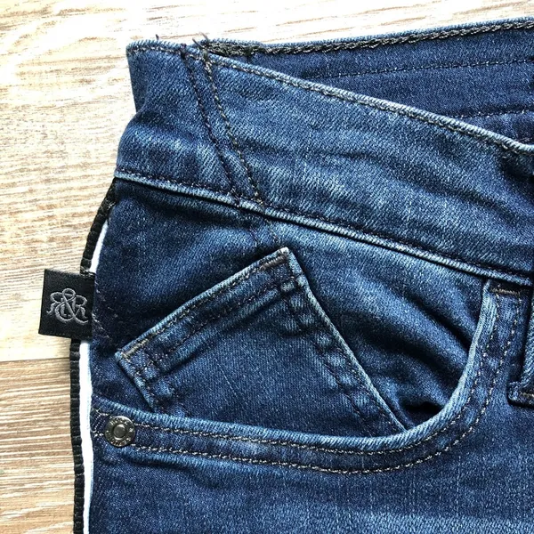 Rock & Republic Kashmiere Mid-Rise Skinny Jeans 6 - Image 5