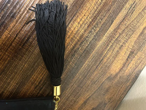 Marc Jacobs Decadence Black Metallic Clutch Wristlet Zip Tassel Gold Hardware - Image 4