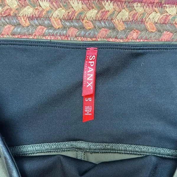 SPANX ARMY CAMO SHEEN LEGGINGS - Image 2