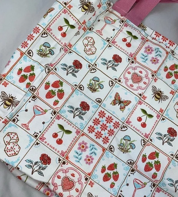 NEW Tote Multiple - Image 2