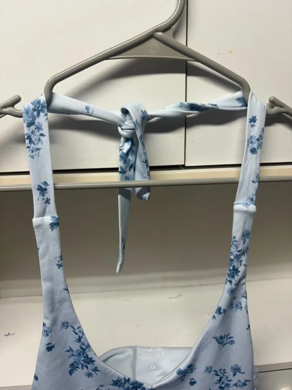 Hollister Floral Top Tank Halter - Image 6