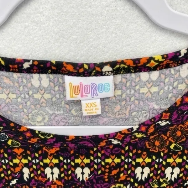 LulaRoe Julia Printed‎ Stretch Short Sleeve Dress - Image 4