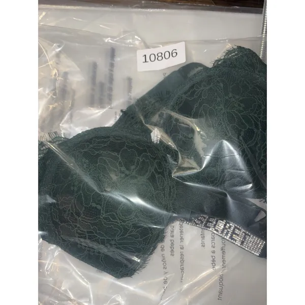 Victoria's Secret Bombshell Shine Strap Lace Push-Up Bra Green 32A - Image 8