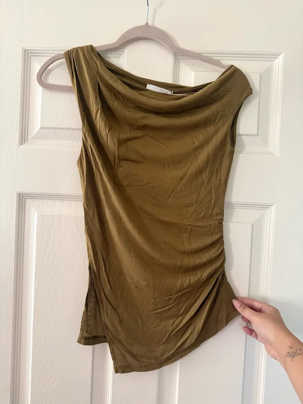 BNWT Zara Olive Green Draped Asymmetric Top - Image 4