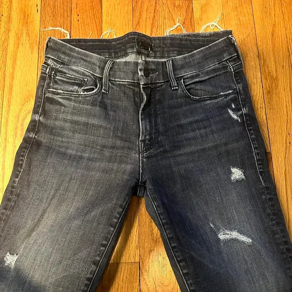 Mother Looker Ankle Denim Fray - Image 6