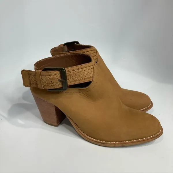Crevo‎ Eva shootie tan leather size 10 - Image 3
