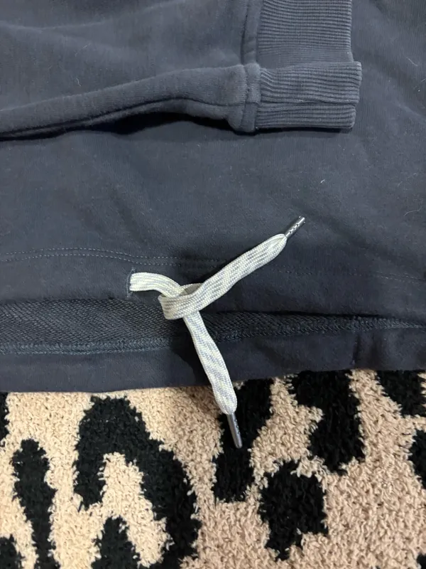 Vuori Half-Zip Pullover - Image 3