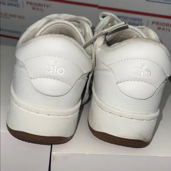 Alo Recovery Mode Casual Cushioned Lace Up Shoes Sneakers Natural White Gum 7 - Image 3