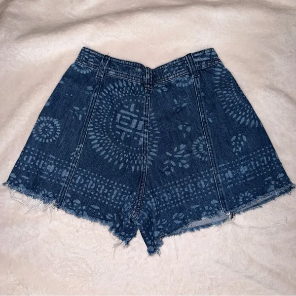 Free People We the Free Amelie Printed A-Line Denim Jean Shorts Size 27 - Image 6