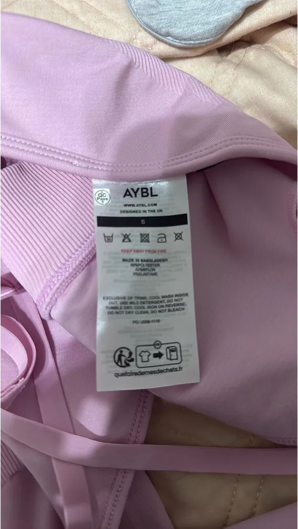 AYBL Seamless Sports Bra - Image 3