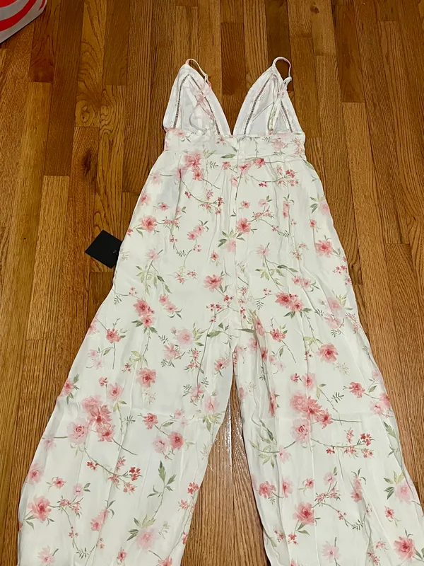 New With Tags Lulu’s Darling Blooms Ivory Floral Print Wide-Leg Jumpsuit XS - Image 10