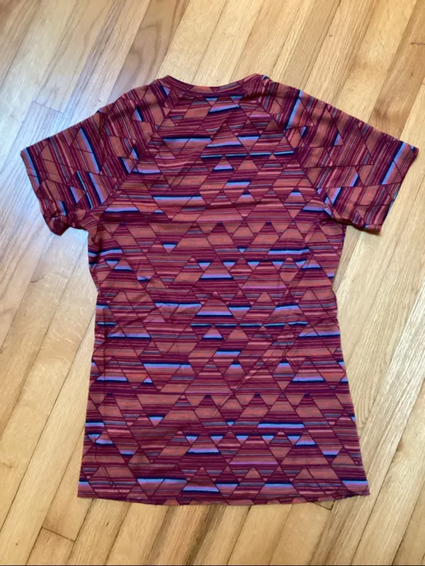Smartwool Merino 150 Wool Tee In Habanero size medium - Image 6
