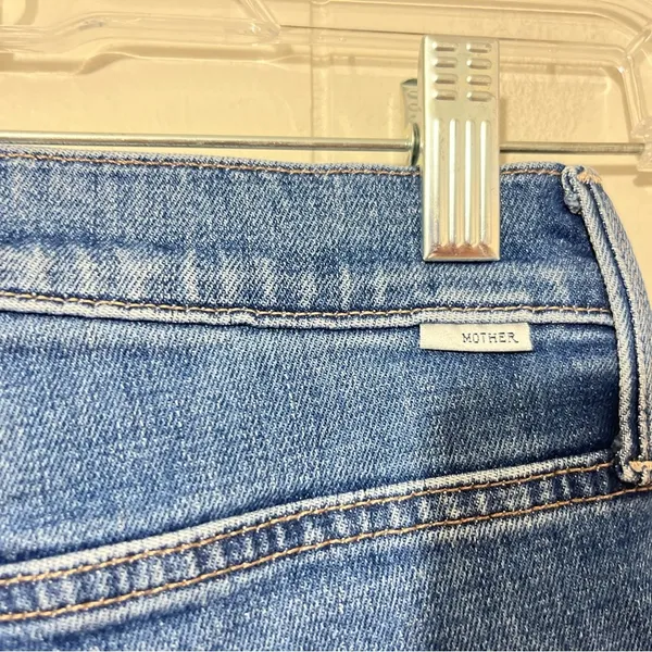 MOTHER The Tripper Ankle Fray Jeans in Nature Touch Base Blue Size 25 - Image 9