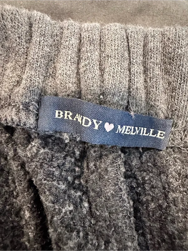 Brandy Melville Rosa sweatpants Sz:OS charcoal gray elastic waist/cuffs pockets. - Image 10