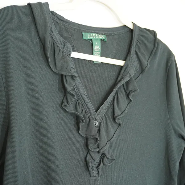 Lauren Ralph Lauren Size Large Black Ruffle V-Neck Ribbed Knit Top 3/4 Sleeve - Image 4