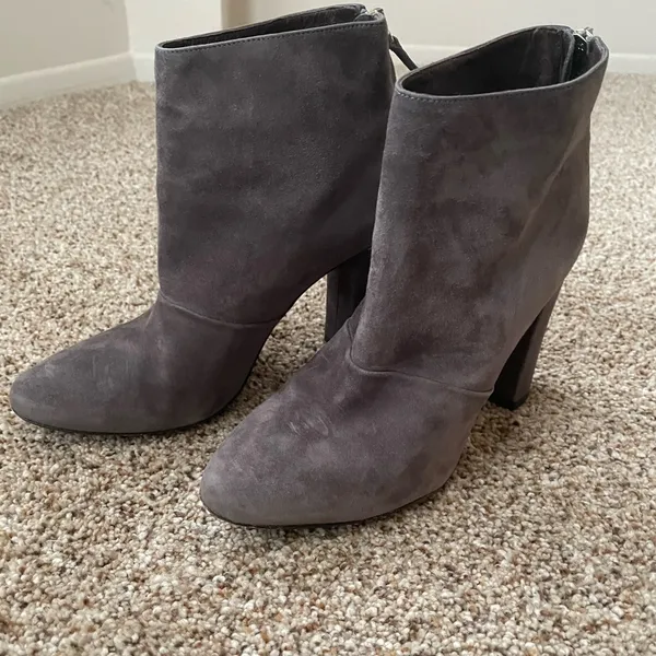 J. Crew Adele Heeled Ankle Boot Suede Leather Size 6 Italian Gray Slouchy Boots - Image 2