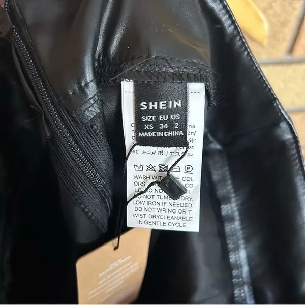 NWT Shein Black Faux Leather Wrap Skirt/Shorts Size XS - Image 4
