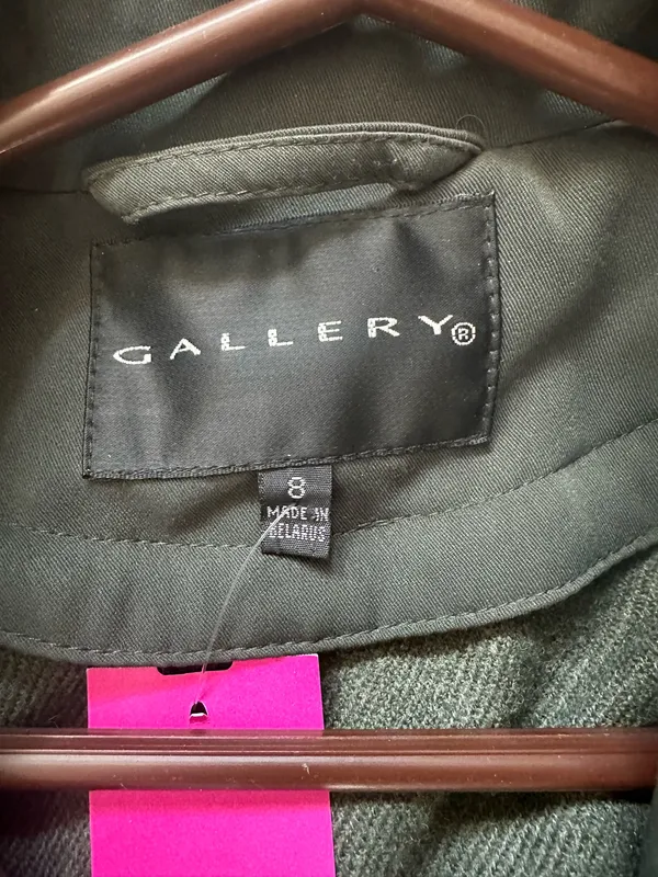 Gallery Women’s dress coat - Image 2