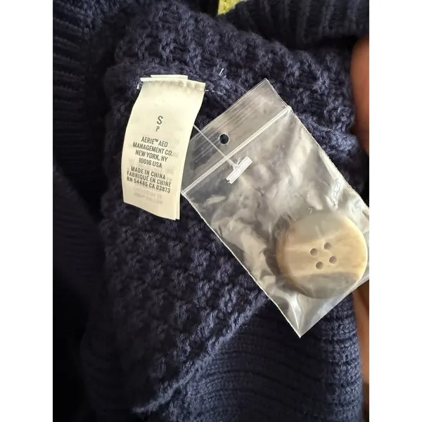 Aerie Varsity Navy Blue Oversized Knit Chunky‎ Cardigan Sweater Women’s Size S - Image 3
