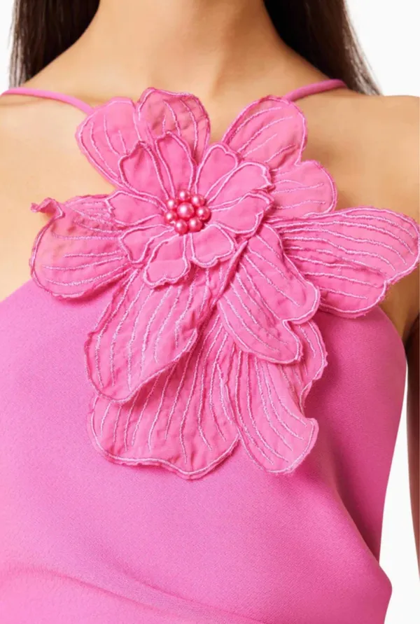 Elliatt Janelle 3D Midi Dress In Pink XXS - Image 4