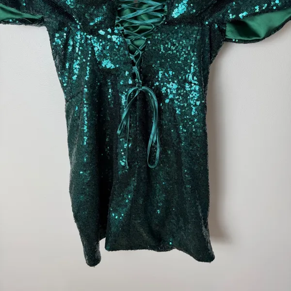 Ellae Lisque I'm the Gift Emerald‎ Green Off Shoulder Sequin Mini Dress Medium - Image 10
