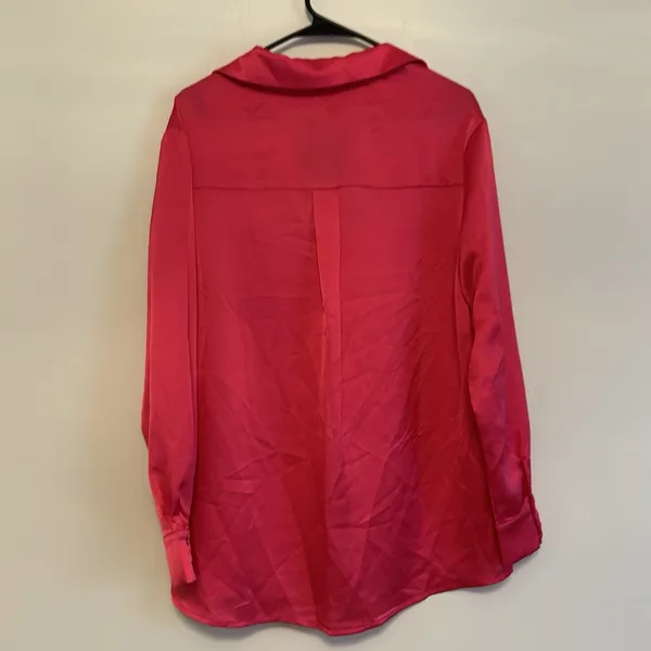 NWT Boutique Hot Pink Women Medium Satin Long Sleeve‎ Collared Button Up Top - Image 3