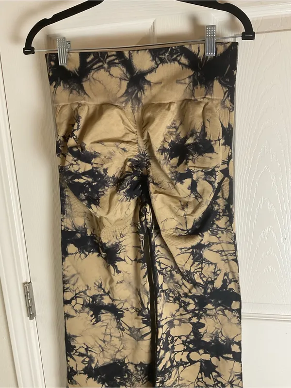 Tie Dye Scrunch Butt Seamless High Waist Flare Leggings - Size XL - Image 6