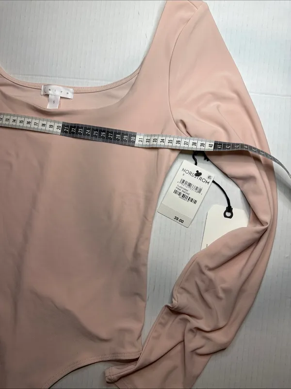 Nordstrom Soft Pink Long-Sleeve Scoop Neck Bodysuit - Image 6