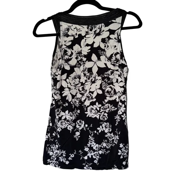 White‎ House Black Market Floral V-Neck Sleeveless Blouse Black White Small - Image 2