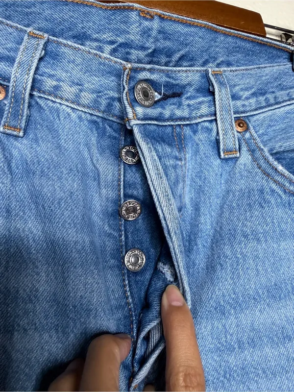 Levi's Women 501 Original Cropped Cotton High Rise Jeans 28 Straight Leg Classic - Image 5
