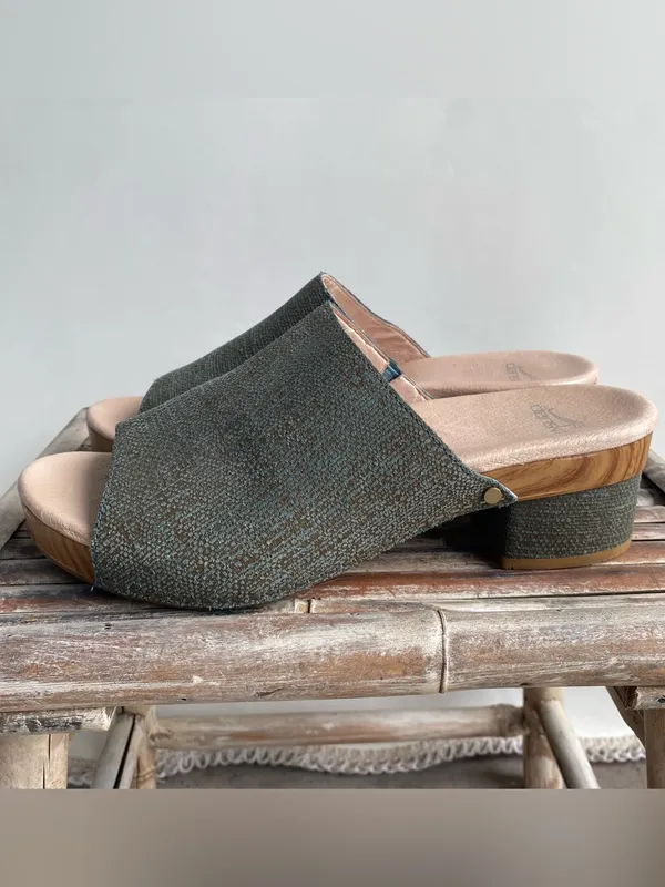 Dansko Maci slide sandal clog textured green suede nubuck fall transition 41 9.5 - Image 9