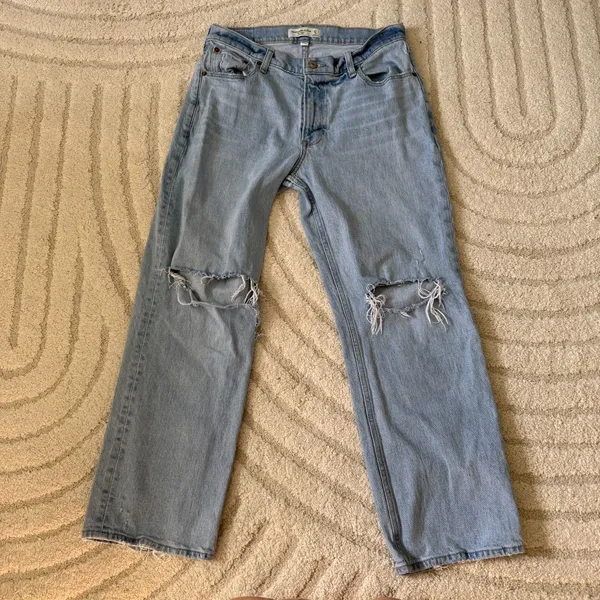 Abercrombie & Fitch The Baggy Low Rise Curve Love Jeans Size 27 - Image 4