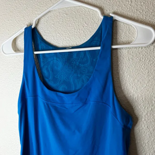 Lululemon blue tank top WOMENS SMALL - Image 2