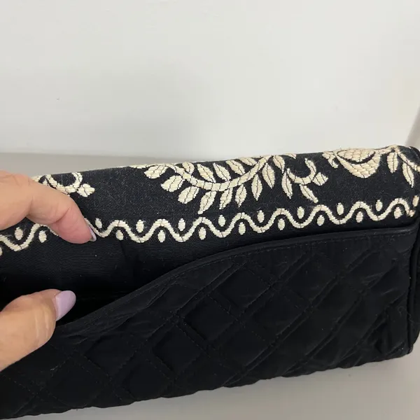 Vera Bradley Juliet Gala Shoulder‎ Bag Black Quilted Floral Embroidered Boho - Image 4