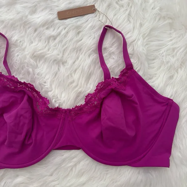Skims Fits Everybody Lace Underwire Bra Lollipop Size 46DD - Image 4