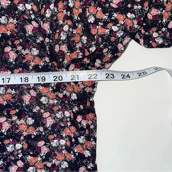 Maurices Blouse Black Pink Ditsy Floral V-neck Button Front NWT - Image 6