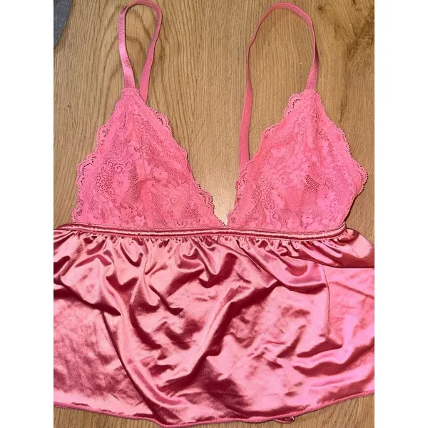 Juicy couture pink satin top - Image 2