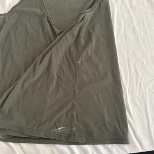 Lululemon scoop back tank top - Image 6