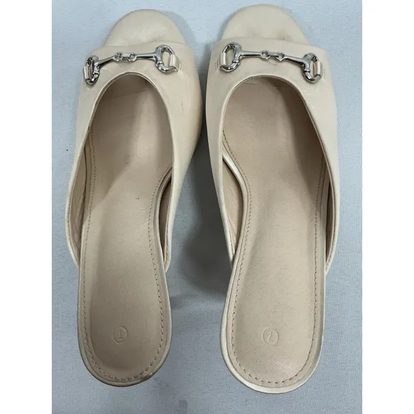 Womans Slipon Slide Sandals Size 7 Beige Cream Open Toe Stiletto - Image 6