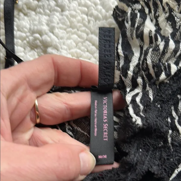 Victoria's Secret Black and White Lace Trim Pajama Top - Image 3