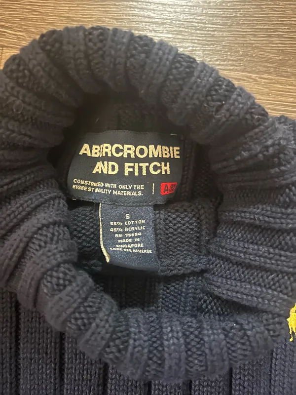 Vintage Abercrombie & Fitch Knit Turtleneck Sweater - Image 2