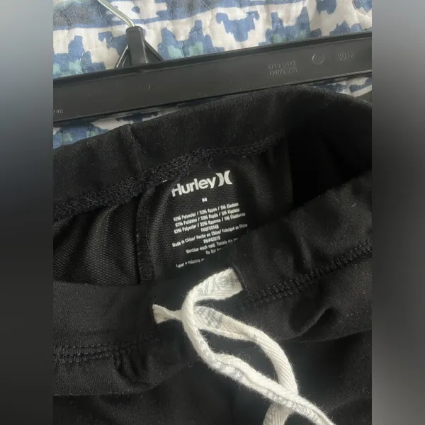 black Hurley sweatpants - Image 3