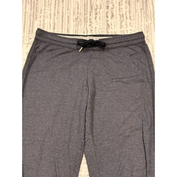 Nike women's small gray cropped jogger sweatpants - Image 4