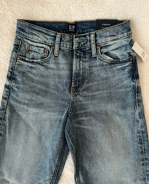 Gap High Rise Jeans Straight- New - Image 2
