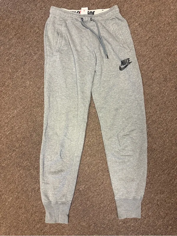 Nike Women's Sportswear Jogger Sweatpants - Grey - Size XS - Image 2